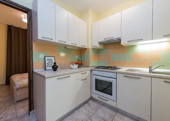 Hrala Привлака