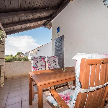 Hrala Apartment Privlaka (Zadar)